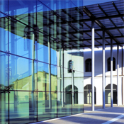 Vetrata con profili in acciaio 20/10